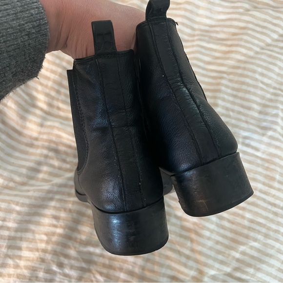 Frank & Oak • the Chelsea century boot in black - Picture 5 of 12